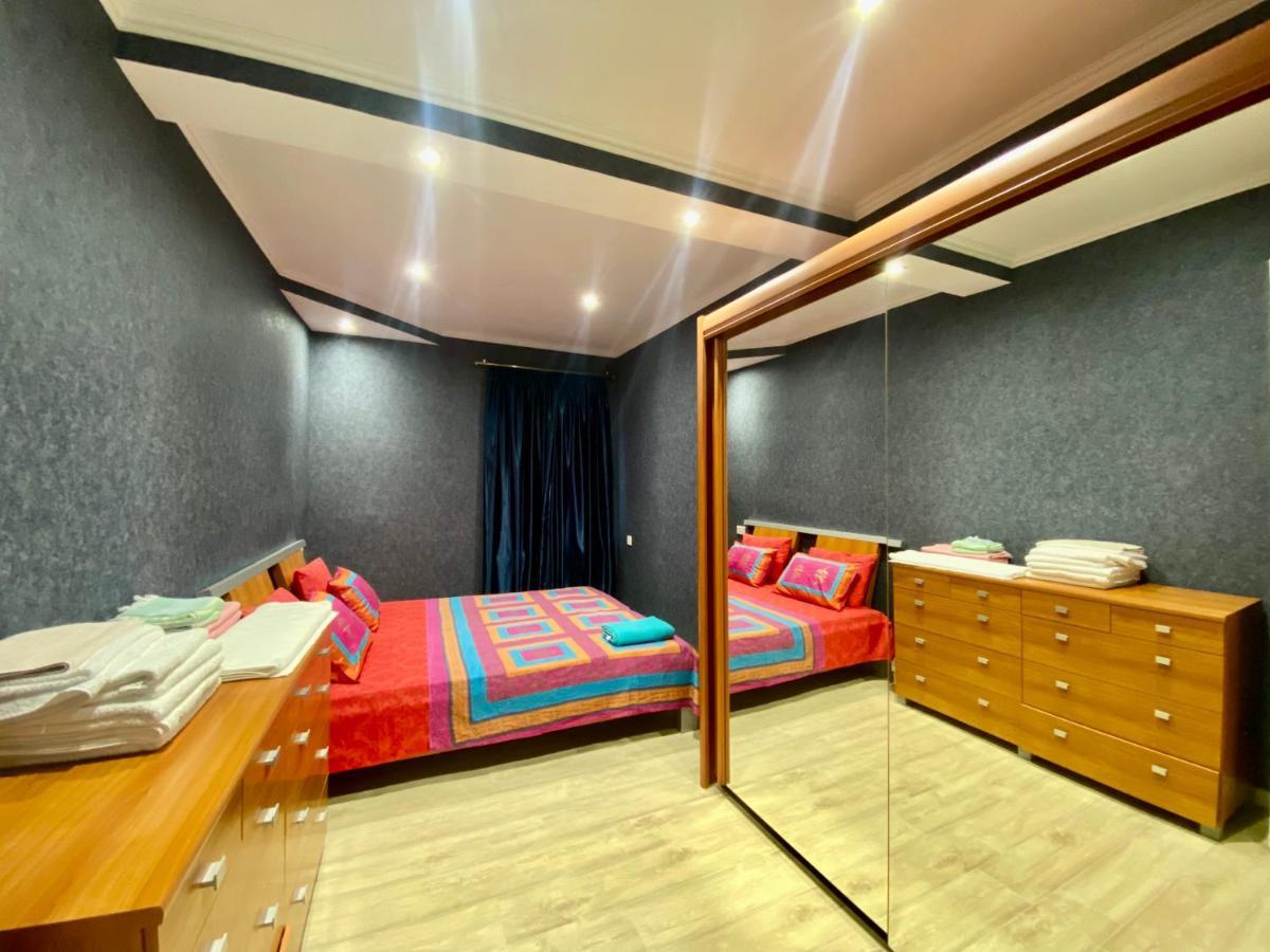 Spacious Dinamo Apartment Tbilisi Luaran gambar