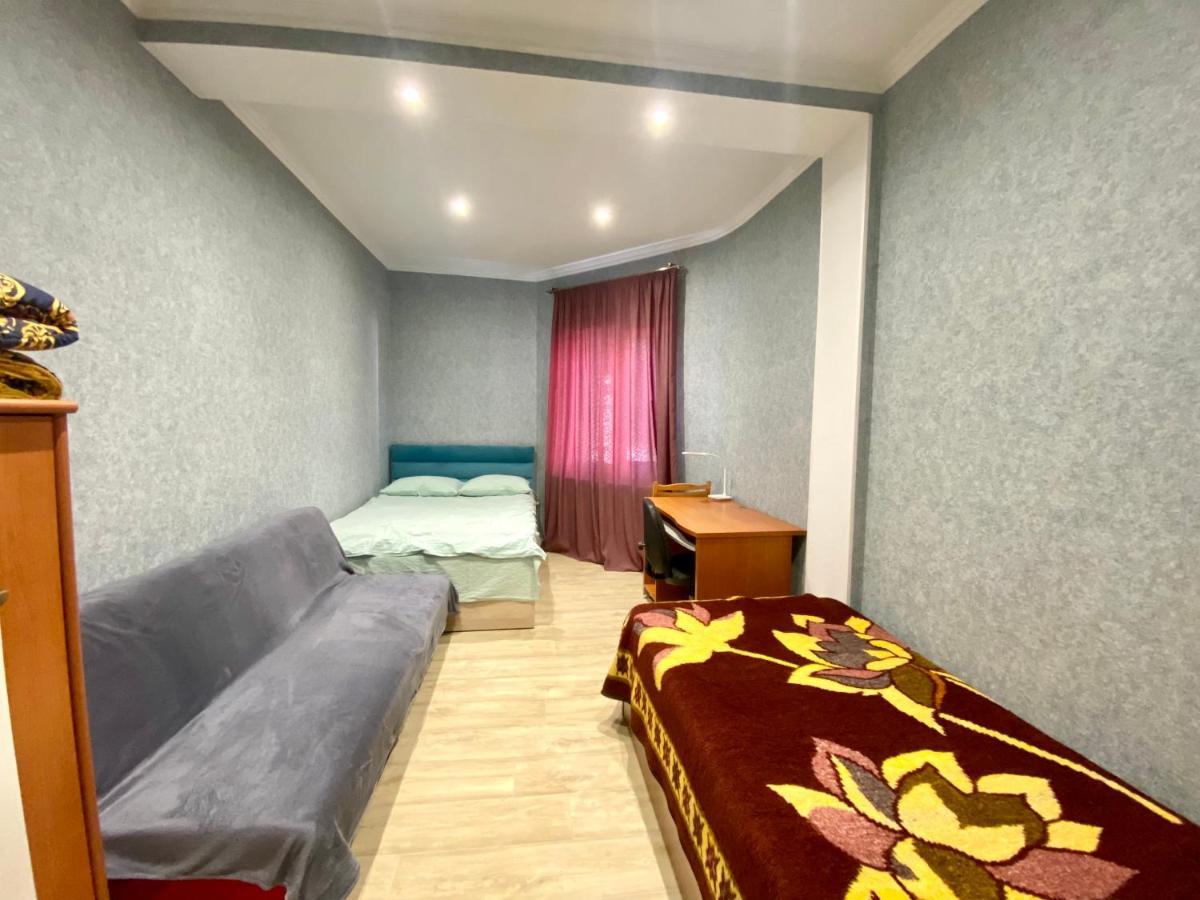 Spacious Dinamo Apartment Tbilisi Luaran gambar